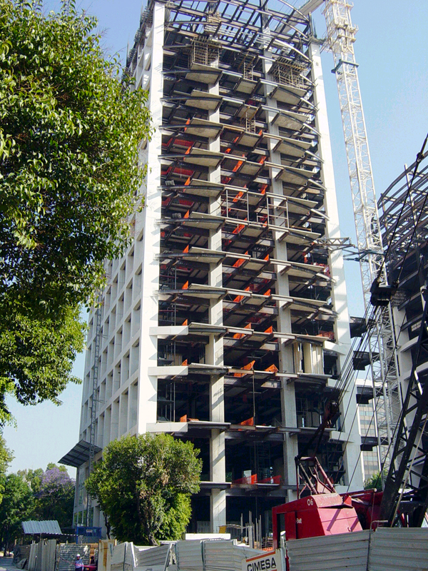 Reforma 222